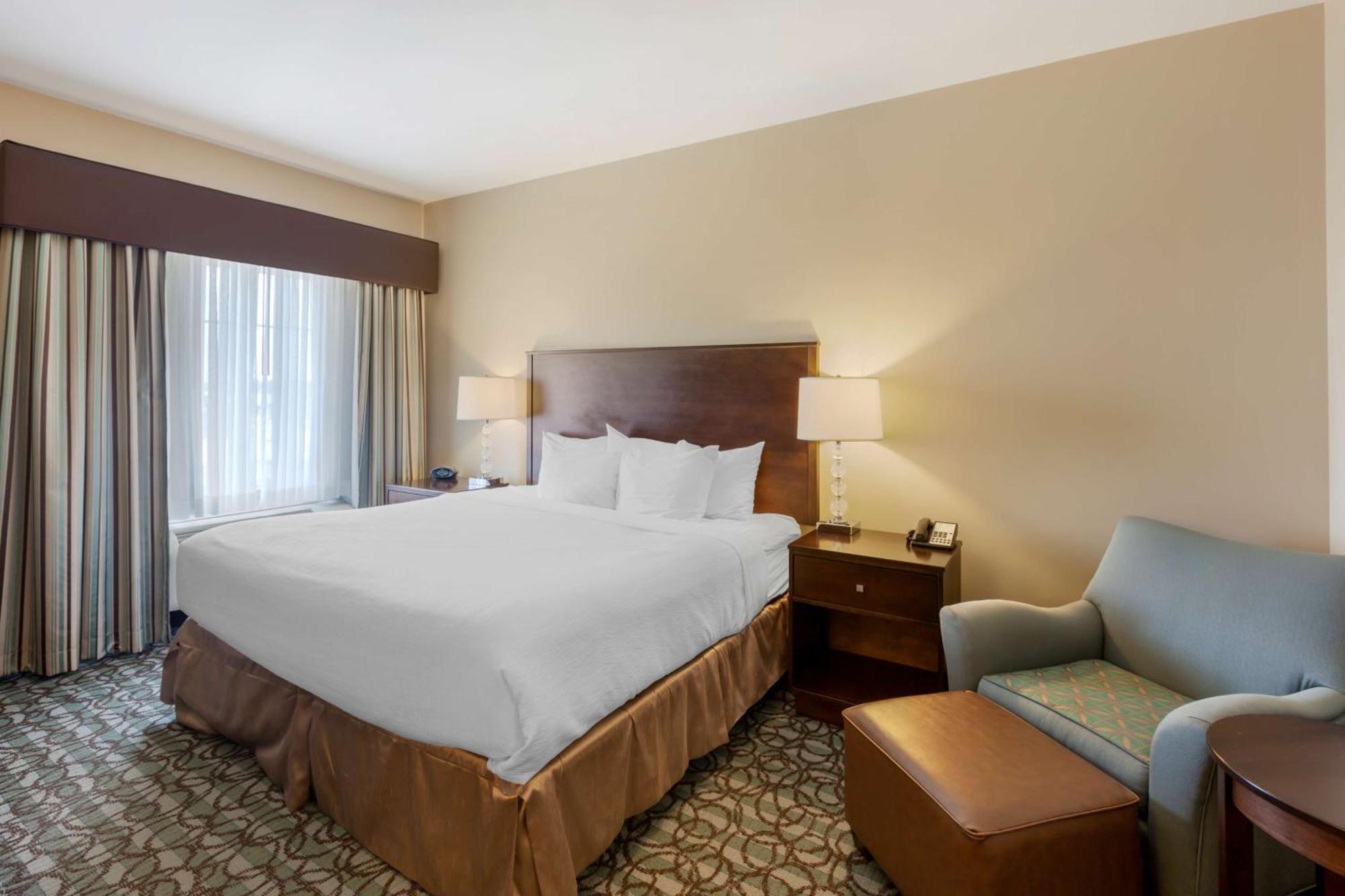 Best Western Plus Walkerton Hotel & Conference Centre Exterior photo