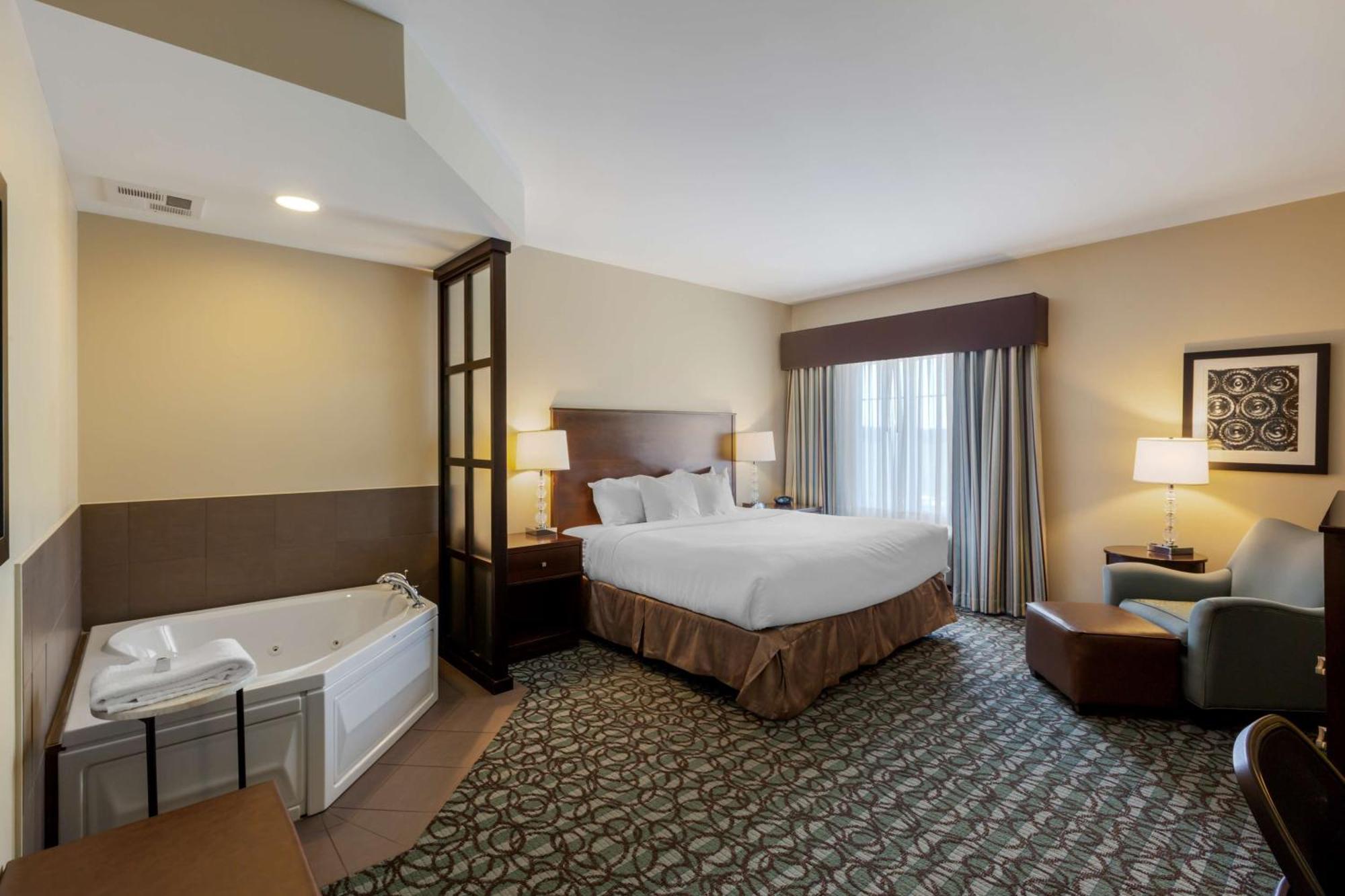 Best Western Plus Walkerton Hotel & Conference Centre Exterior photo