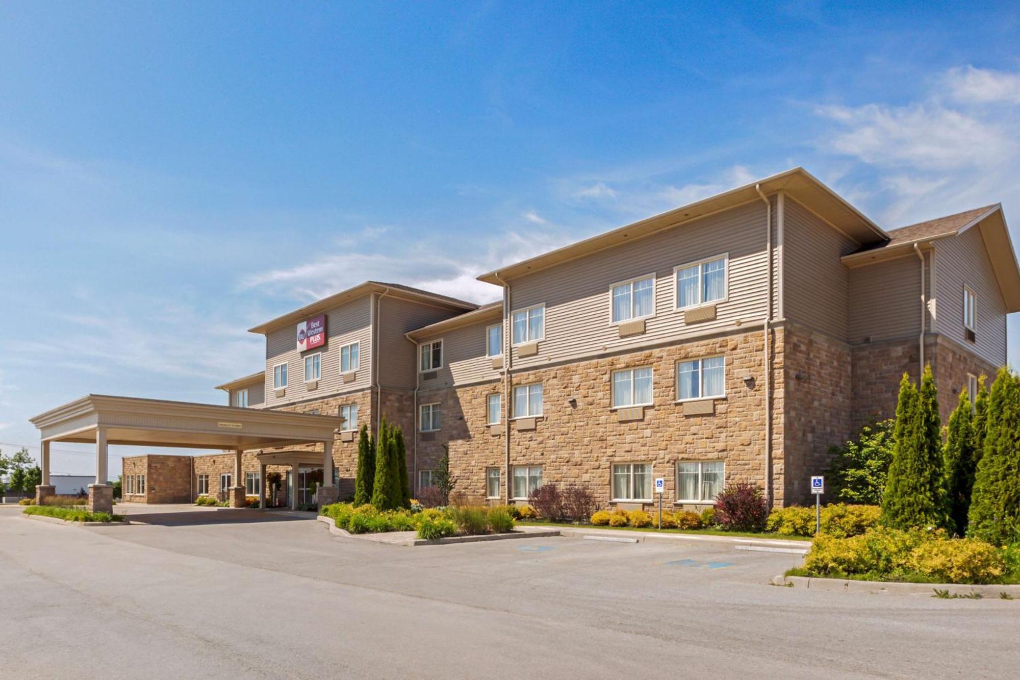 Best Western Plus Walkerton Hotel & Conference Centre Exterior photo